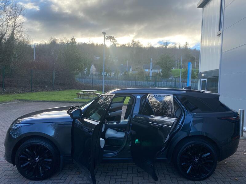 LAND ROVER RANGE ROVER VELAR