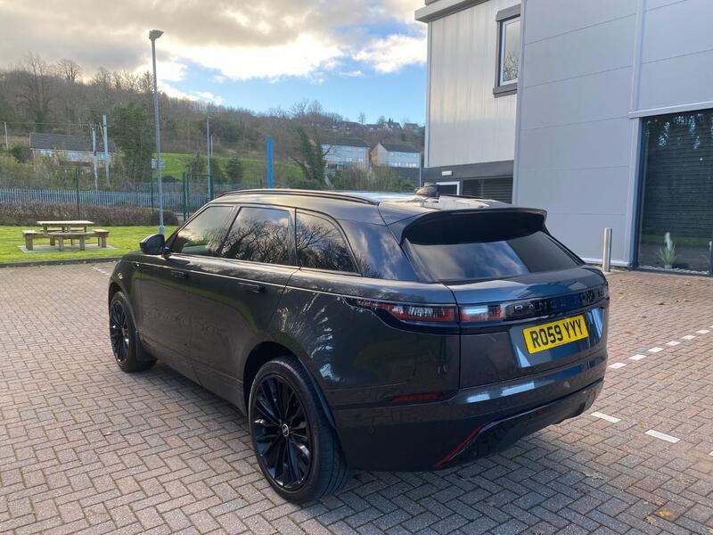 LAND ROVER RANGE ROVER VELAR