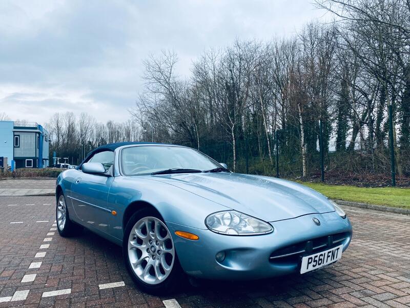 JAGUAR XK8