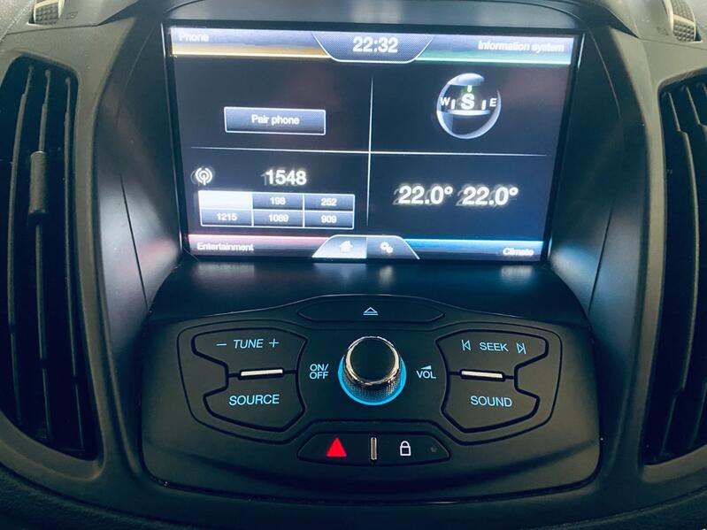 FORD KUGA
