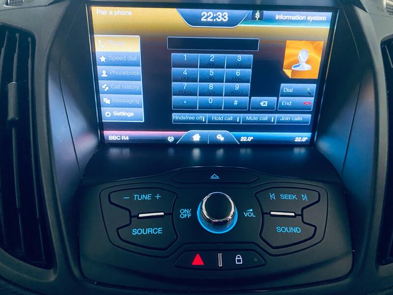 FORD KUGA