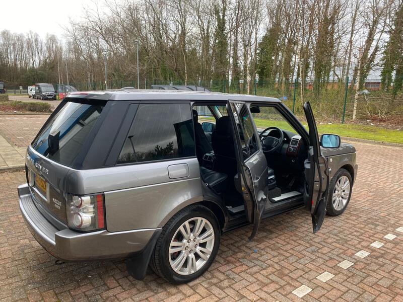 LAND ROVER RANGE ROVER