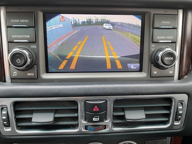 LAND ROVER RANGE ROVER