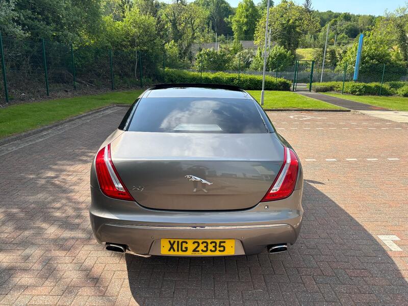 JAGUAR XJ