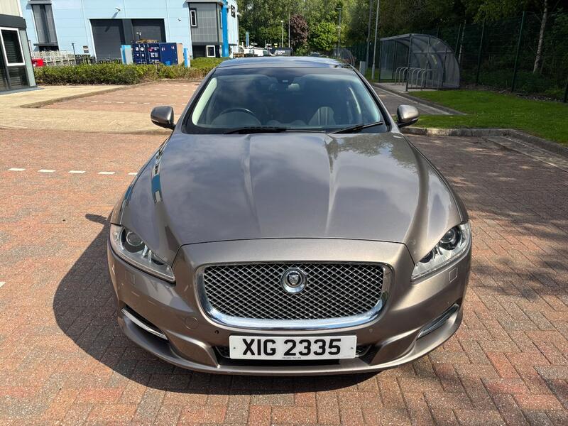 JAGUAR XJ