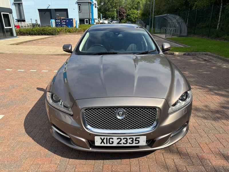 JAGUAR XJ