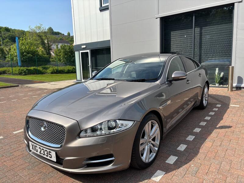 JAGUAR XJ