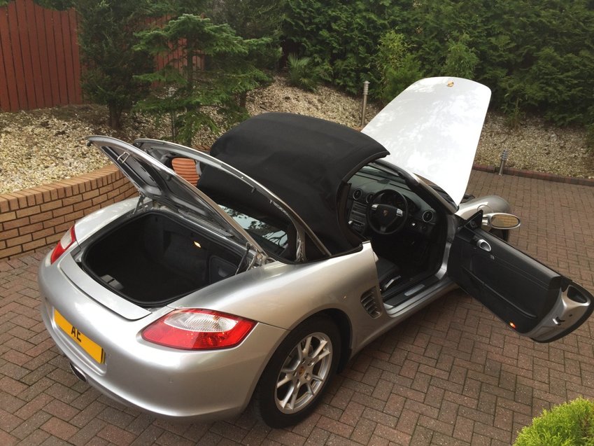 PORSCHE BOXSTER