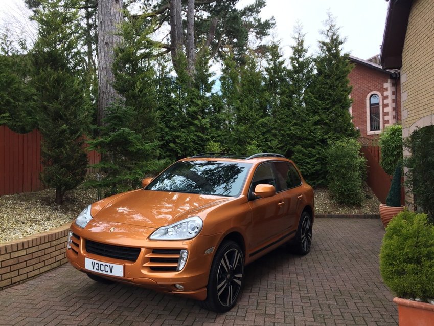 PORSCHE CAYENNE