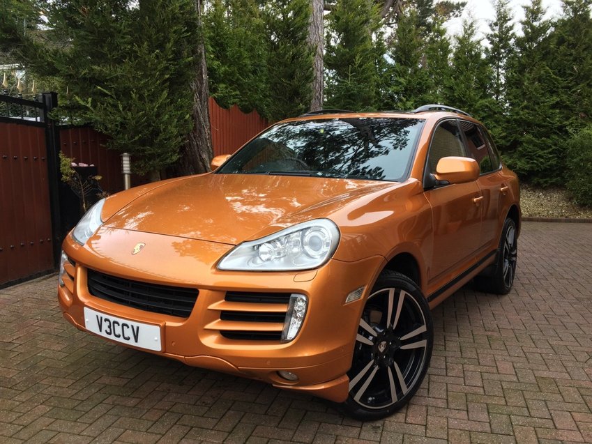 PORSCHE CAYENNE