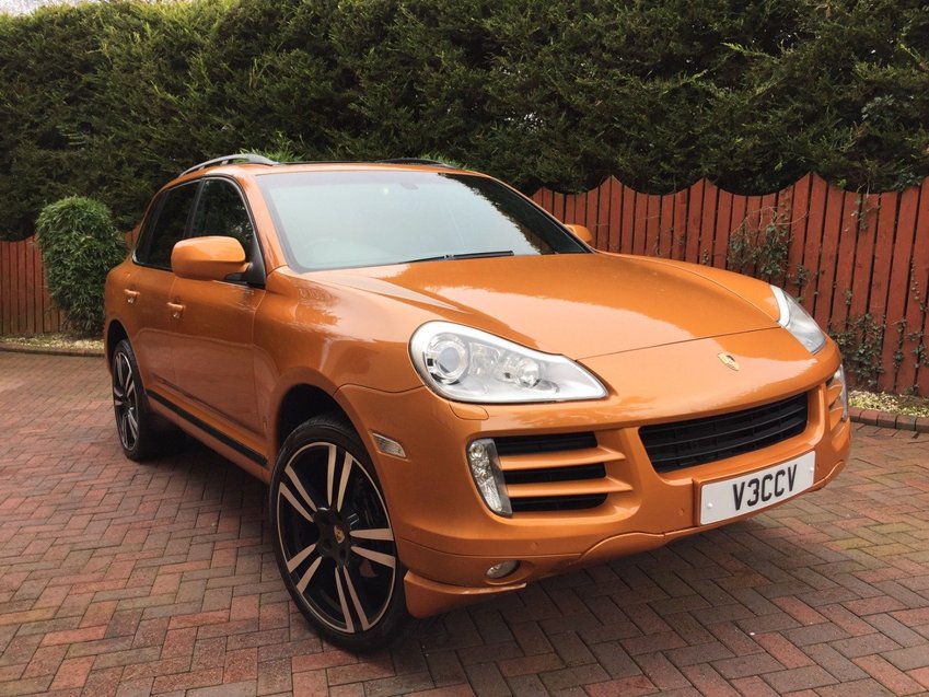 PORSCHE CAYENNE