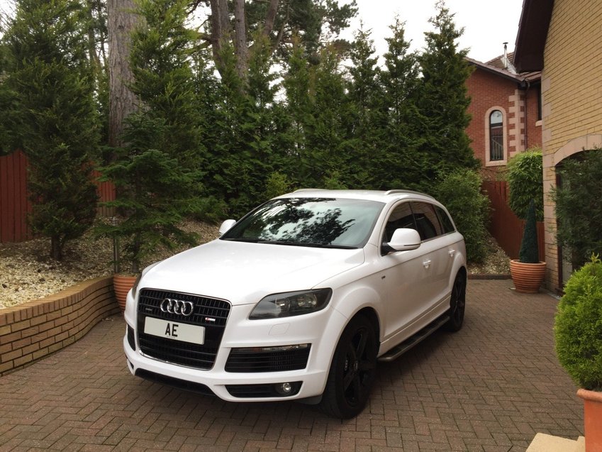 AUDI Q7