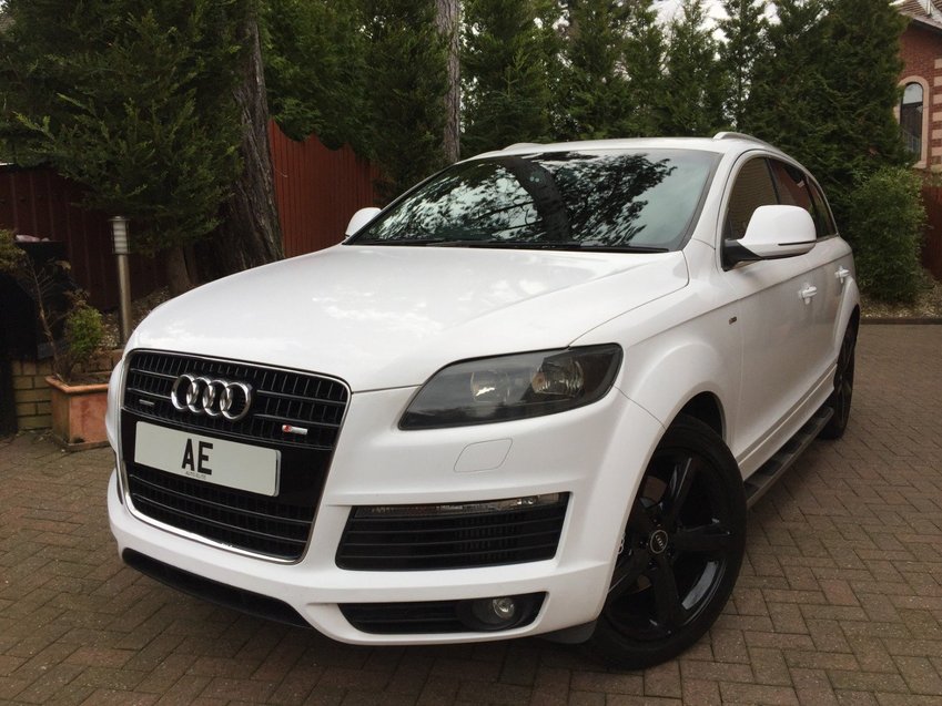 View AUDI Q7 TDi V6 232 Quattro Tip Auto S Line