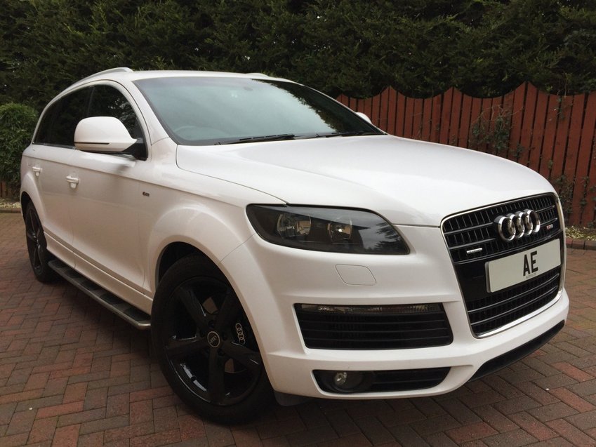 AUDI Q7