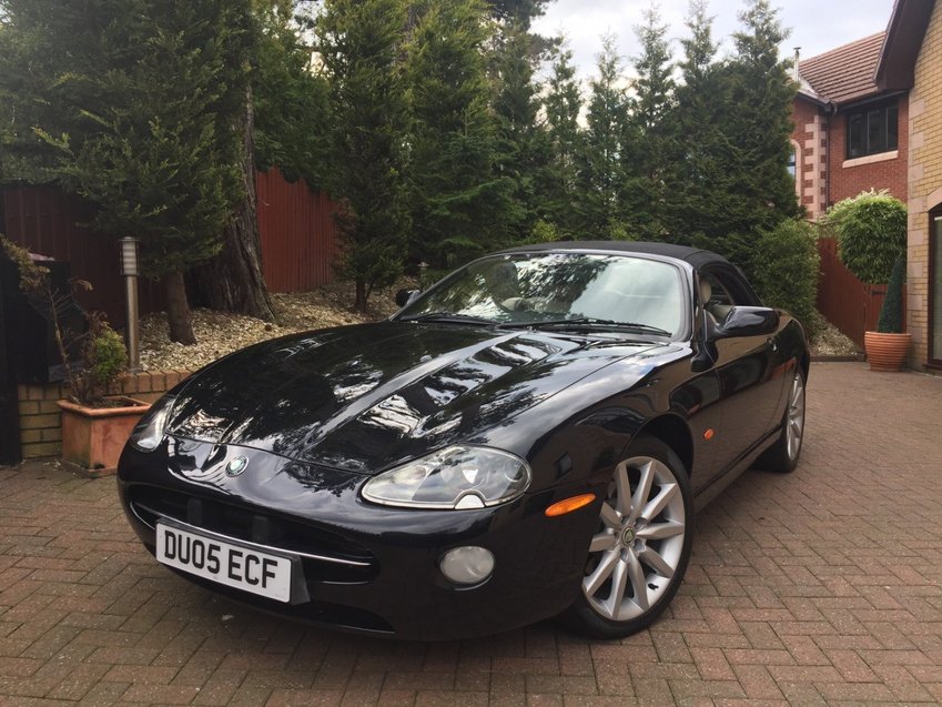 JAGUAR XK8