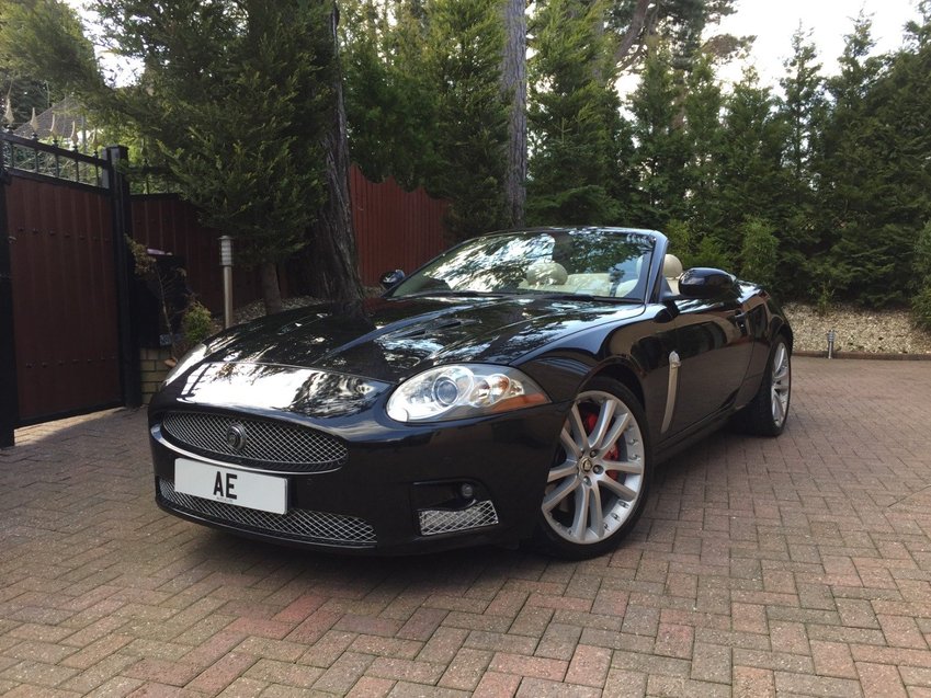 View JAGUAR XKR V8 SUPERCHARGED