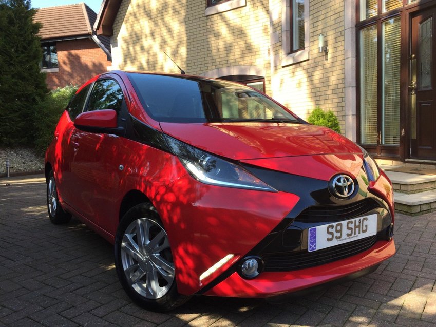 TOYOTA AYGO