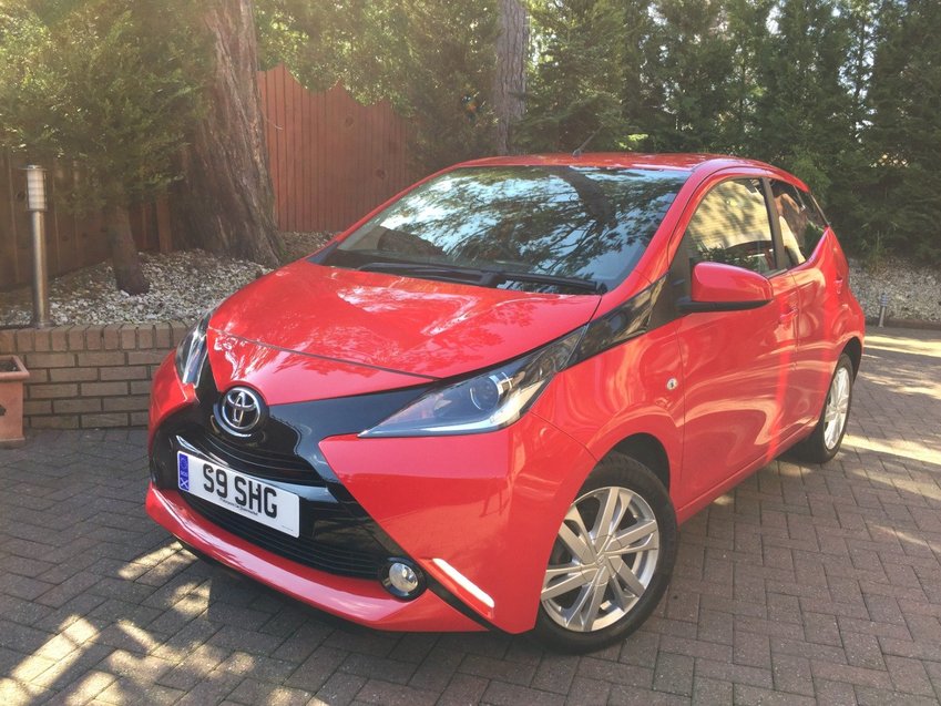 TOYOTA AYGO