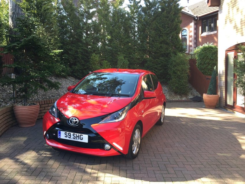 TOYOTA AYGO