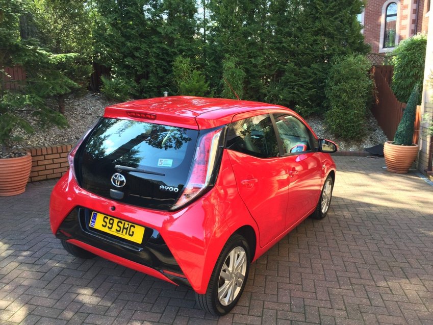 TOYOTA AYGO