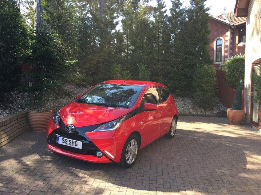 TOYOTA AYGO