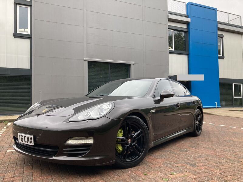 View PORSCHE PANAMERA V6 D PDK Auto Platinum Edition