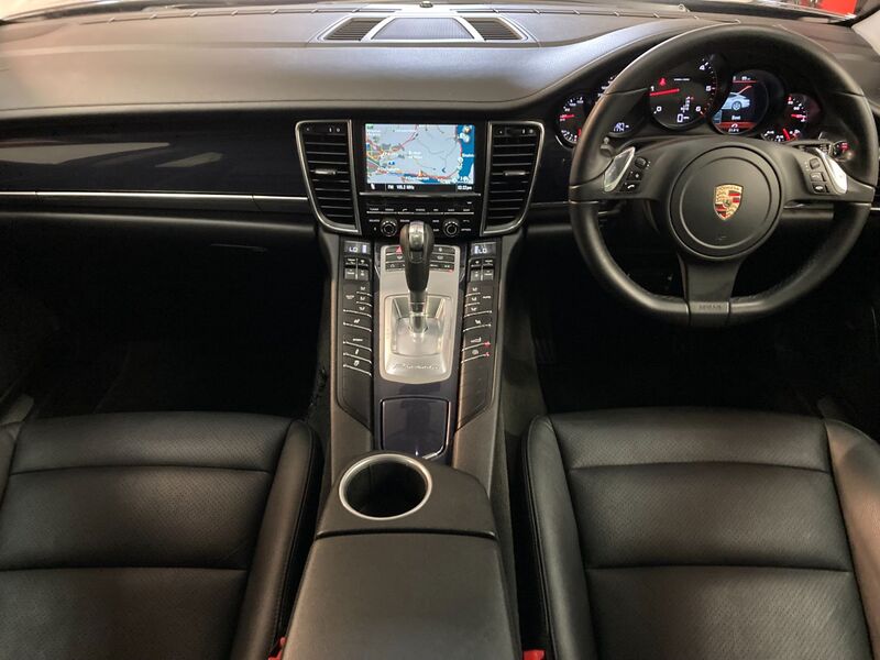 View PORSCHE PANAMERA V6 D PDK Auto Platinum Edition