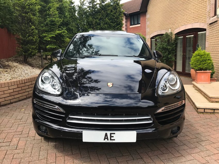 PORSCHE CAYENNE