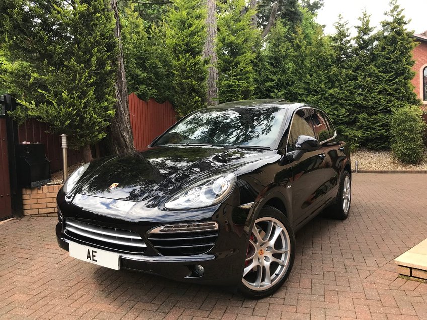 PORSCHE CAYENNE