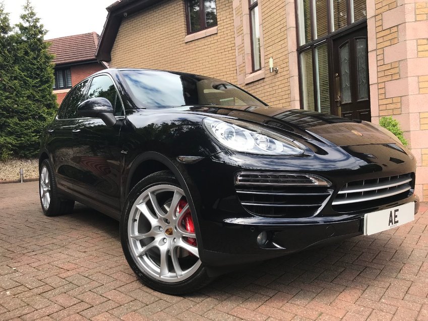 PORSCHE CAYENNE