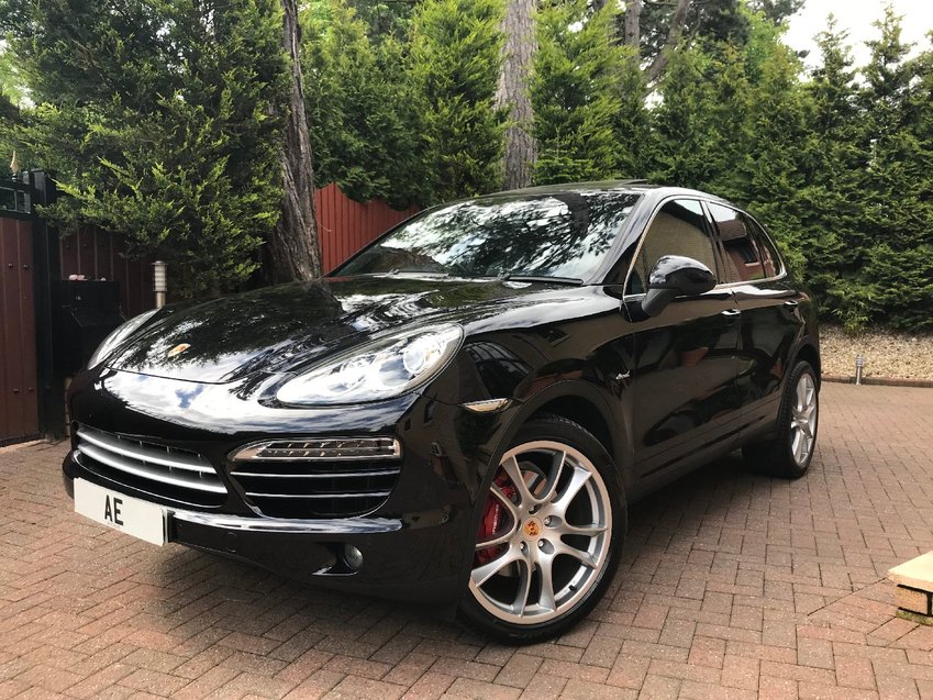 PORSCHE CAYENNE