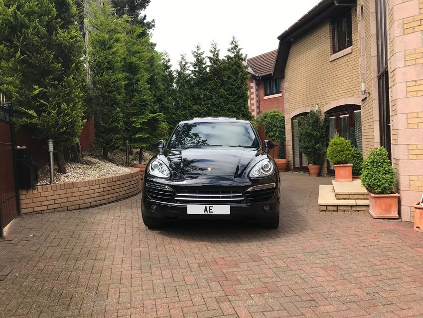 PORSCHE CAYENNE