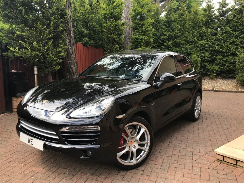 PORSCHE CAYENNE