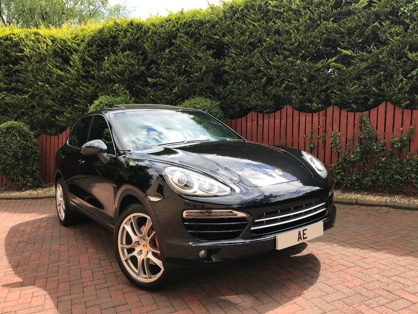 PORSCHE CAYENNE