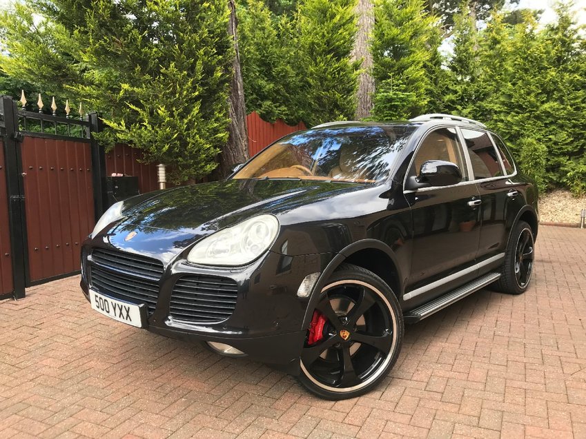 PORSCHE CAYENNE