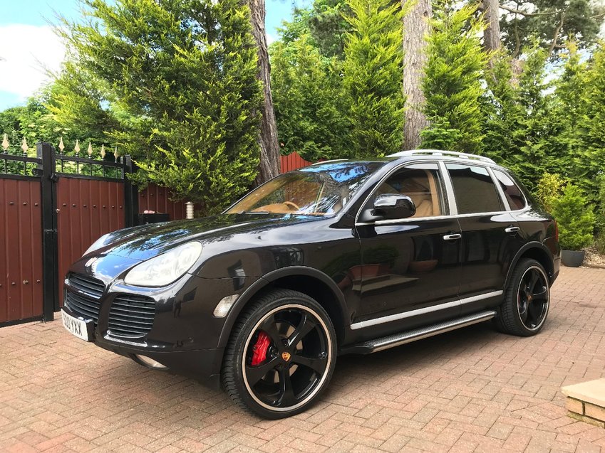 View PORSCHE CAYENNE V8 Tiptronic S Auto Turbo