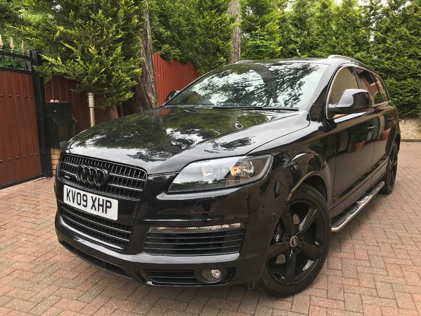 AUDI Q7