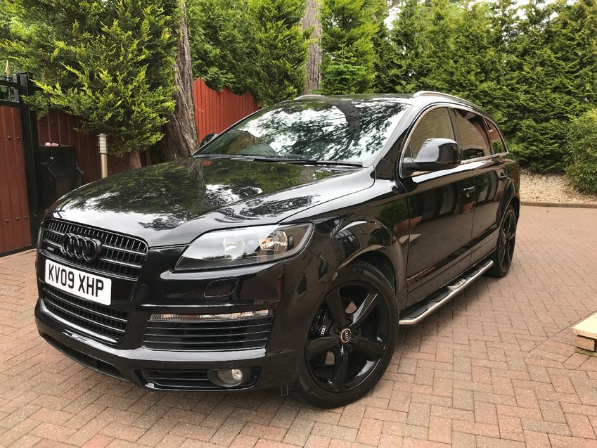 AUDI Q7