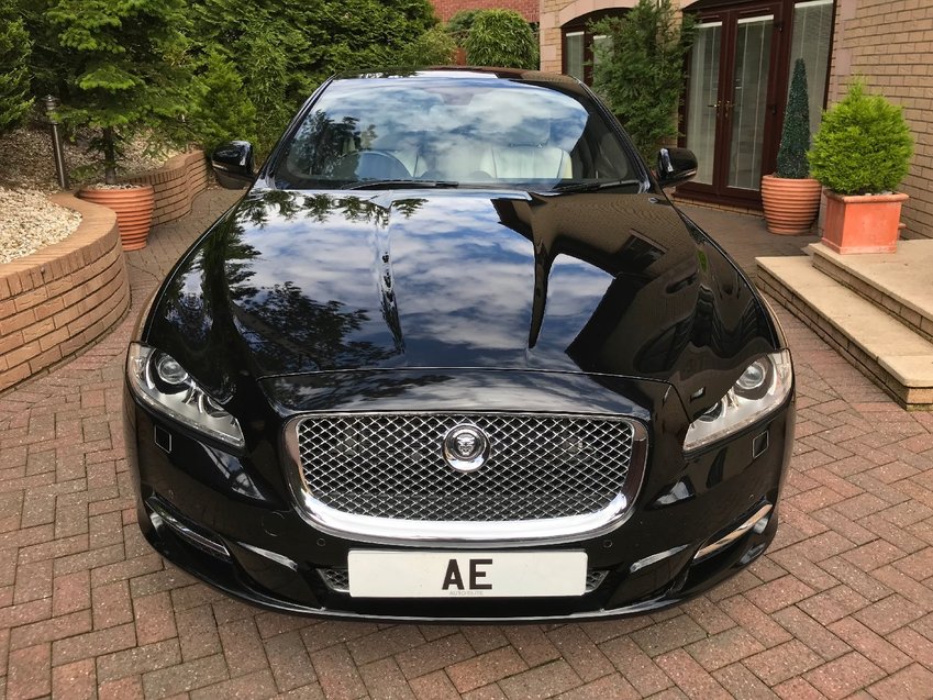 JAGUAR XJ