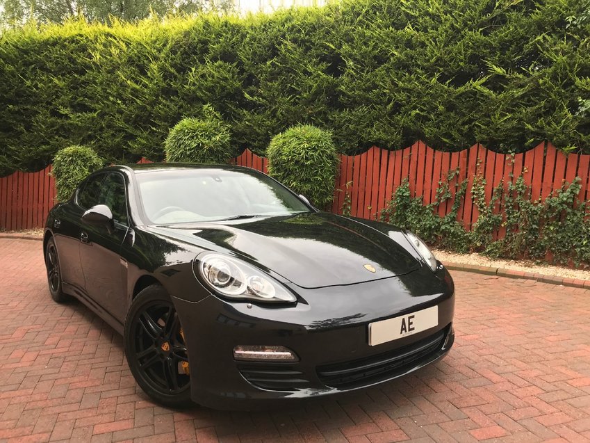 View PORSCHE PANAMERA V6 PDK Auto Entry