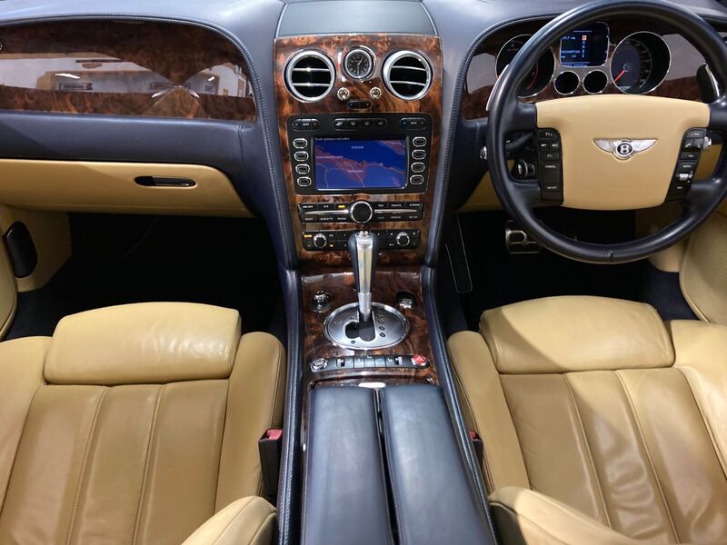 View BENTLEY CONTINENTAL GT W12