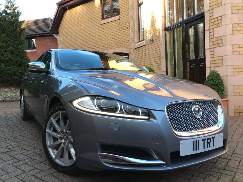 JAGUAR XF