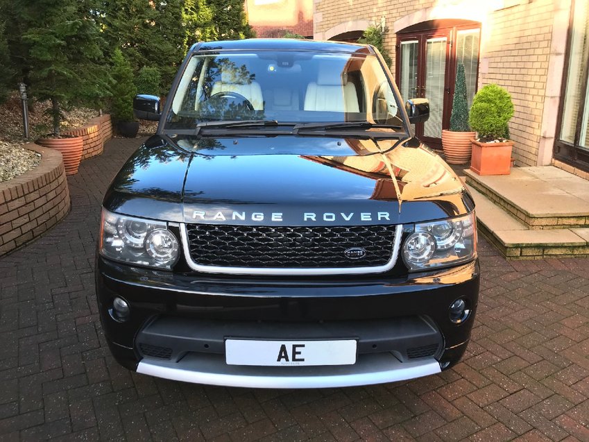 View LAND ROVER RANGE ROVER TDv6 245 CommandShift Auto SE