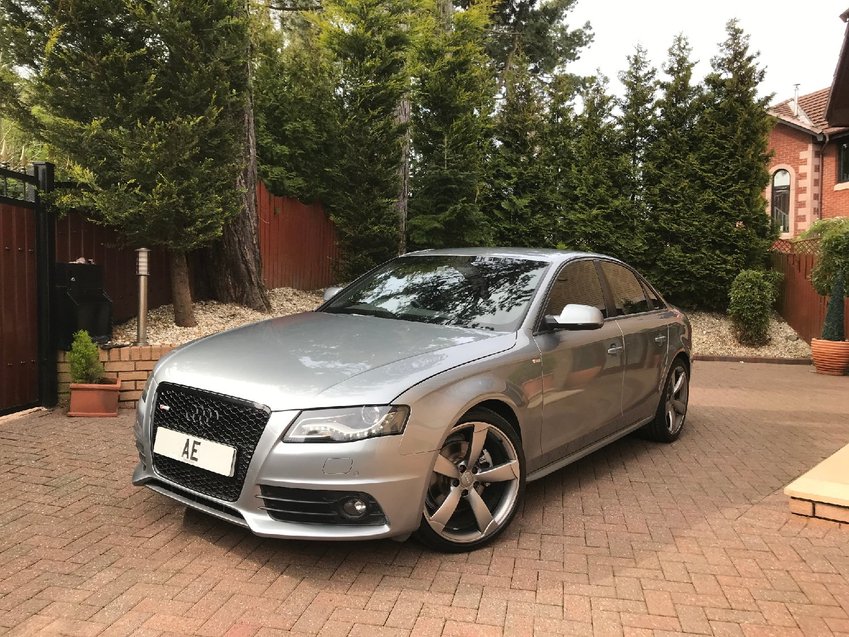 AUDI A4