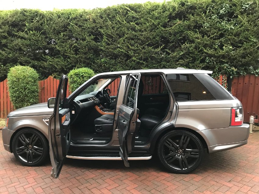 LAND ROVER RANGE ROVER