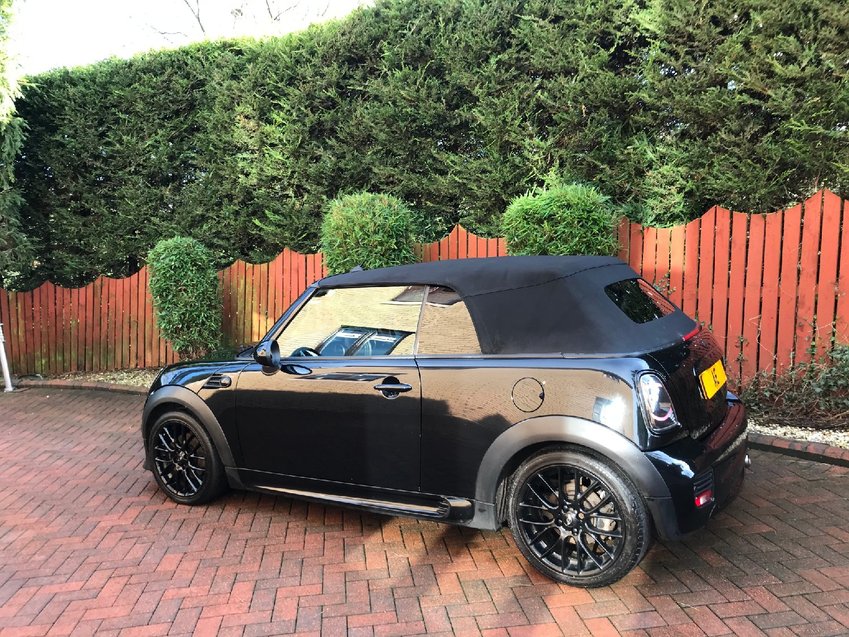 MINI CABRIOLET