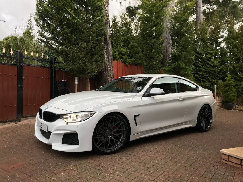 BMW 4 SERIES