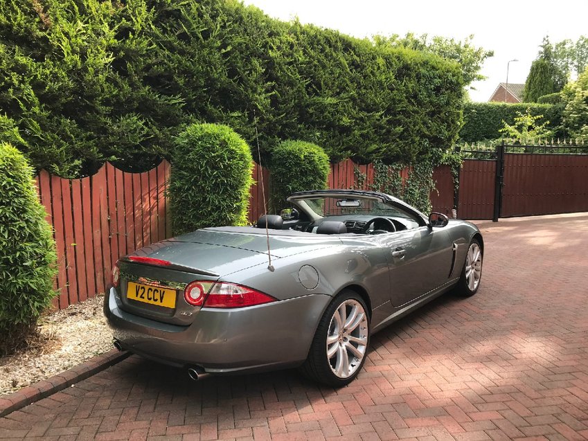 JAGUAR XK