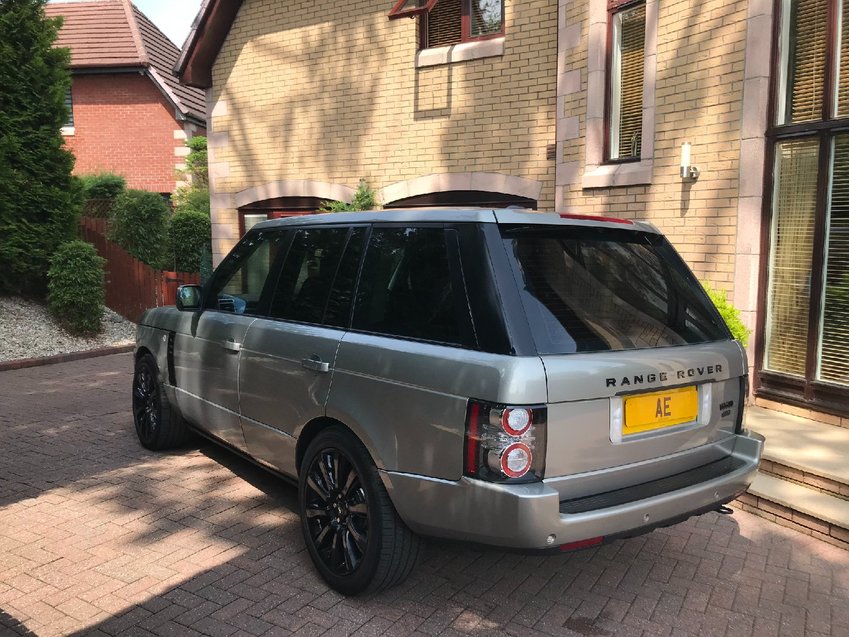 LAND ROVER RANGE ROVER