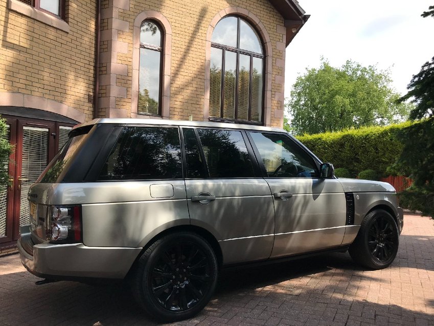 LAND ROVER RANGE ROVER